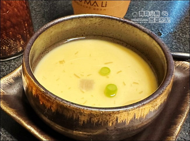 高雄景點》碳佐麻里燒肉，像水上美術館一樣漂亮的精品燒肉(高雄時代店) @青青小熊＊旅遊札記