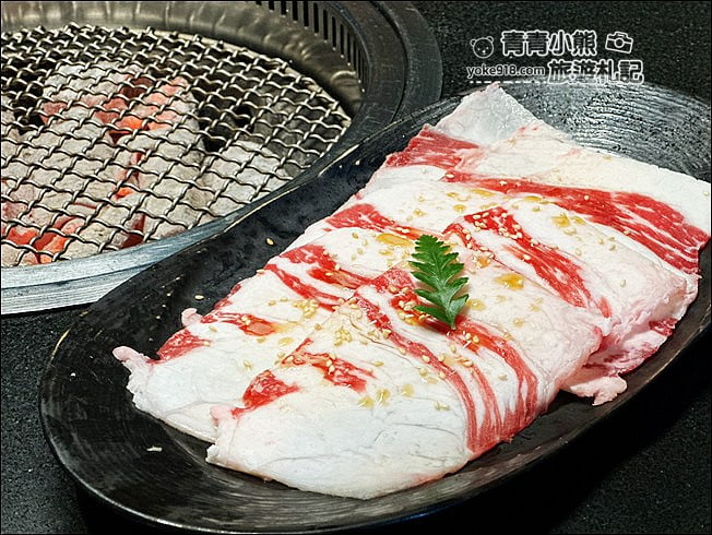 高雄景點》碳佐麻里燒肉,像水上美術館一樣漂亮的精品燒肉(高雄時代店) @青青小熊*旅遊札記 高雄景點》碳佐麻里燒肉,像水上美術館一樣漂亮的精品燒肉(高雄時代店) @青青小熊*旅遊札記