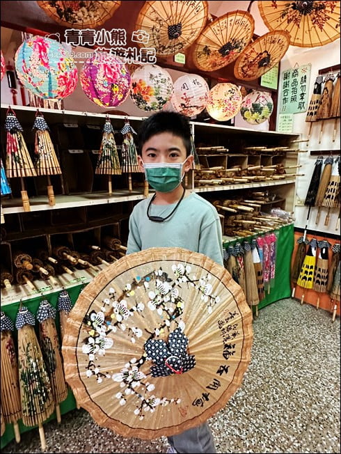 高雄美濃景點》美濃民俗村，復古味滿滿~走進村內，客家特色一網打盡 @青青小熊＊旅遊札記