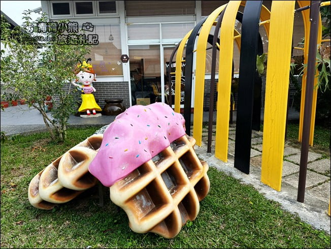 台南景點》東和蜂文化觀光工廠~走進巨大蜜糖罐,還有大鬆餅好好拍 @青青小熊*旅遊札記 台南景點》東和蜂文化觀光工廠~走進巨大蜜糖罐,還有大鬆餅好好拍 @青青小熊*旅遊札記