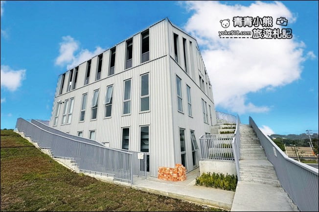 台南景點》新化果菜市場,還有空中大草皮,顛覆傳統新化最美果菜市場 @青青小熊*旅遊札記 台南景點》新化果菜市場,還有空中大草皮,顛覆傳統新化最美果菜市場 @青青小熊*旅遊札記
