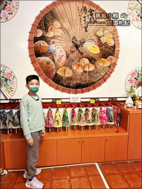 高雄景點》美濃原鄉緣紙傘文化村,有彩繪,有手拉胚還有客家美食跟擂茶 @青青小熊*旅遊札記 高雄景點》美濃原鄉緣紙傘文化村,有彩繪,有手拉胚還有客家美食跟擂茶 @青青小熊*旅遊札記