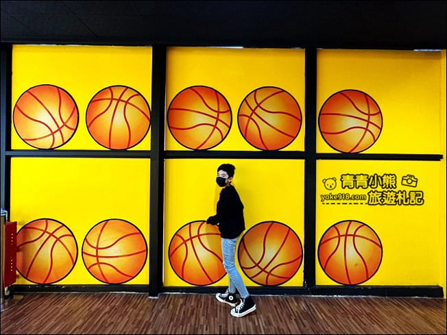 宜蘭景點》宜蘭歪歪球 Wild Wild Ball．巨大真人彈珠檯~互動式創意球類博物館，等著大家來挑戰 @青青小熊＊旅遊札記