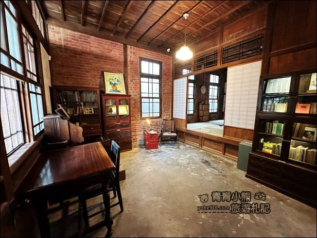 嘉義景點》新港培桂堂星巴克.隱藏老診所內的玻璃屋星巴克,好特別 @青青小熊*旅遊札記 嘉義景點》新港培桂堂星巴克.隱藏老診所內的玻璃屋星巴克,好特別 @青青小熊*旅遊札記