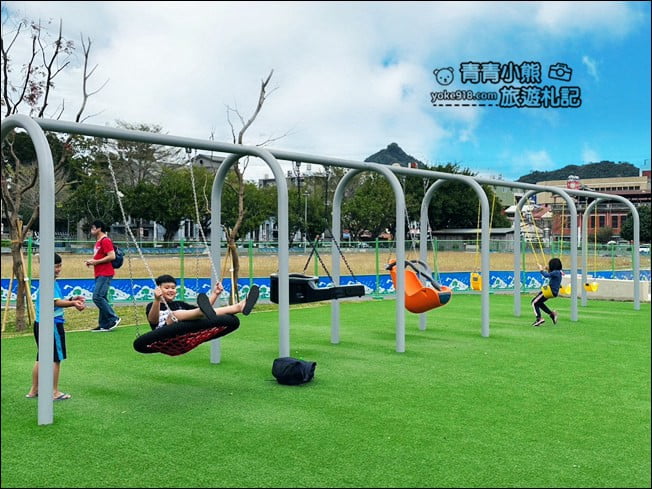 高雄景點》香蕉特色旗山公園~可愛大香蕉，讓小朋友放電的好地方 @青青小熊＊旅遊札記