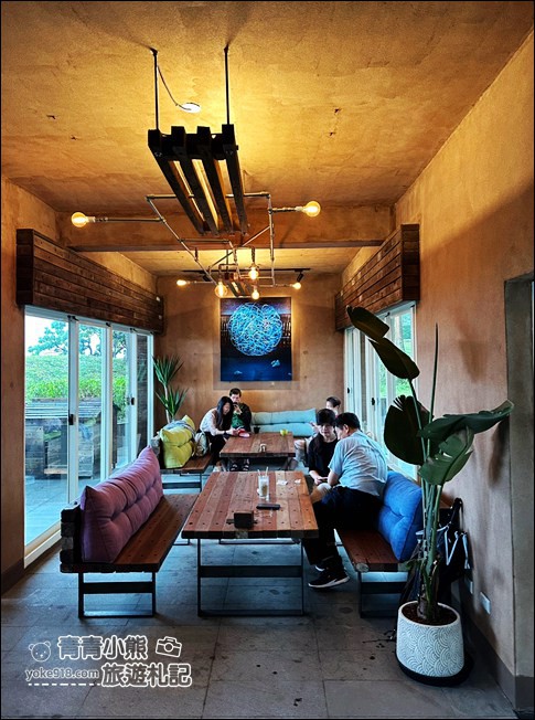 宜蘭新景點》蘇澳笑ㄟCafe．海景咖啡廳~內埤海灘旁，夏天看海好去處 @青青小熊＊旅遊札記
