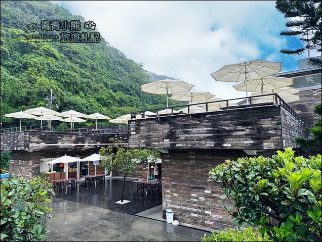 宜蘭新景點》蘇澳笑ㄟCafe．海景咖啡廳~內埤海灘旁，夏天看海好去處 @青青小熊＊旅遊札記