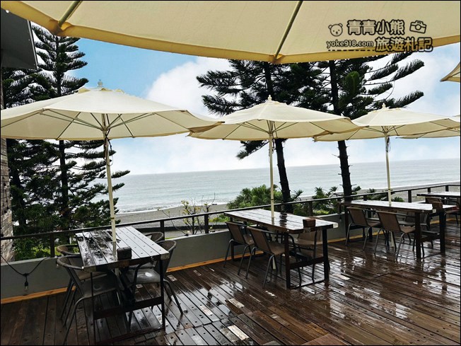 宜蘭新景點》蘇澳笑ㄟCafe．海景咖啡廳~內埤海灘旁，夏天看海好去處 @青青小熊＊旅遊札記