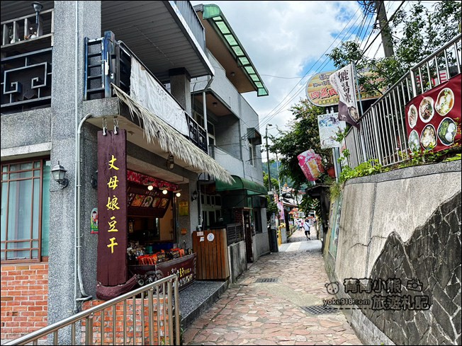 苗栗景點》南庄情人巷.桂花巷.百年老郵局~山城裡好吃好拍，來找黑熊拍拍照 @青青小熊＊旅遊札記