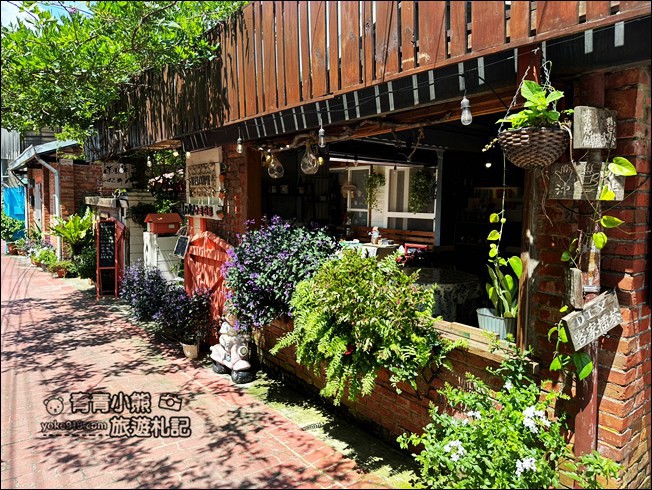 苗栗景點》南庄情人巷.桂花巷.百年老郵局~山城裡好吃好拍,來找黑熊拍拍照 @青青小熊*旅遊札記 苗栗景點》南庄情人巷.桂花巷.百年老郵局~山城裡好吃好拍,來找黑熊拍拍照 @青青小熊*旅遊札記