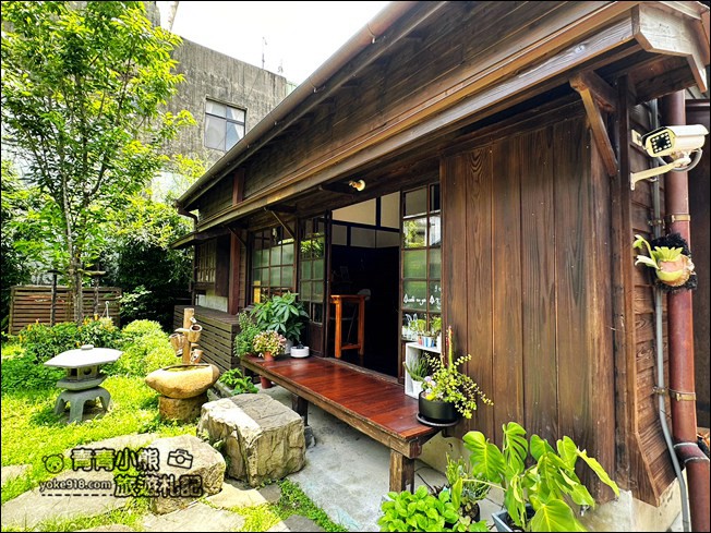 苗栗景點》東村宿舍群．濃濃日本味隱藏版景點，逛完老街來喝下午茶 @青青小熊＊旅遊札記
