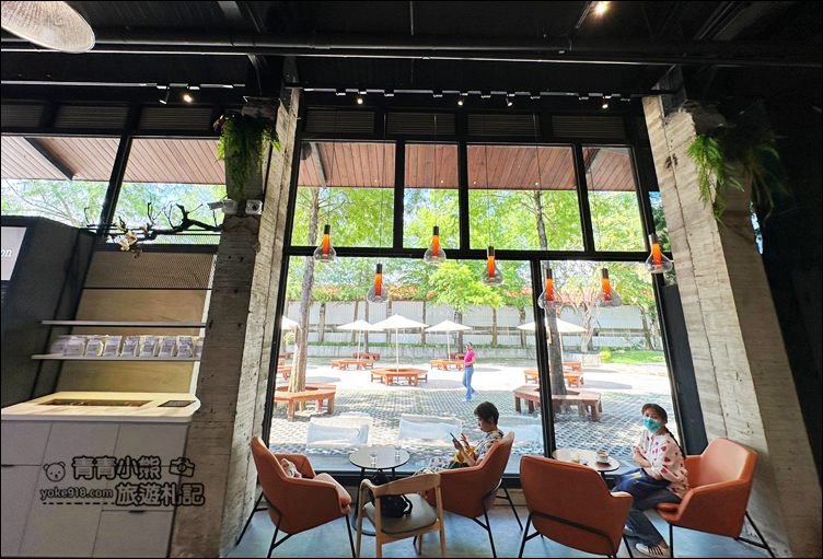 南投新景點》埔里Feeling18 LAB-烘焙研究所,在玻璃屋內的甜點實驗室喝下午茶 @青青小熊*旅遊札記