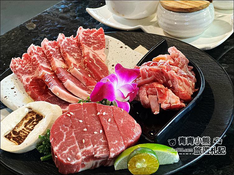 台中景點》匠屋燒肉(已更名月見里山) 崇德店，充滿和風有日式庭園的美味燒肉~這家氣氛也很不錯 @青青小熊＊旅遊札記