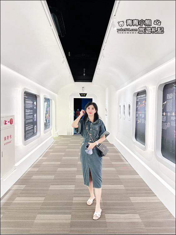 台中新景點》特色飛航館.中央公園遊客中心免費搭飛機~實境體驗登機拍照趣 @青青小熊*旅遊札記 台中新景點》特色飛航館.中央公園遊客中心免費搭飛機~實境體驗登機拍照趣 @青青小熊*旅遊札記