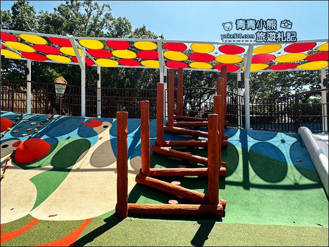 桃園新景點》平鎮穀倉公園.穀倉造型的繽紛遊戲場 @青青小熊*旅遊札記