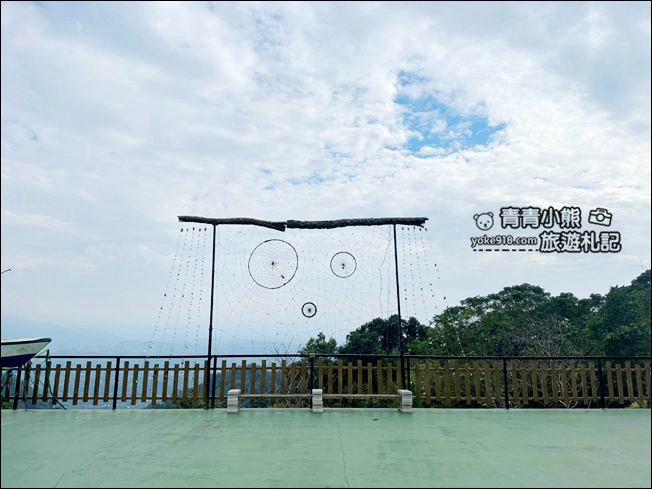 苗栗景點》琉璃秋境懶人野餐放空去~大草皮.帳篷，手工窯烤批薩好美味 @青青小熊＊旅遊札記