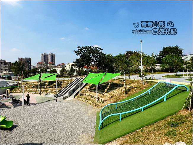 台中景點》繽紛台中馬卡龍公園~11公尺溜滑梯，多種遊樂設施放電去。 @青青小熊＊旅遊札記