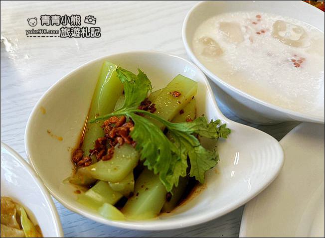 桃園景點》玉飲翡翠文化城小吃，異國風~吃風味料理還可以變裝體驗民族服飾 @青青小熊＊旅遊札記