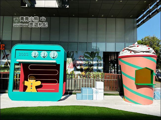 台南景點》南紡購物中心打卡新亮點,南紡熊大店長聖誕魔法村~互動拍照場景太可愛 @青青小熊*旅遊札記 台南景點》南紡購物中心打卡新亮點,南紡熊大店長聖誕魔法村~互動拍照場景太可愛 @青青小熊*旅遊札記