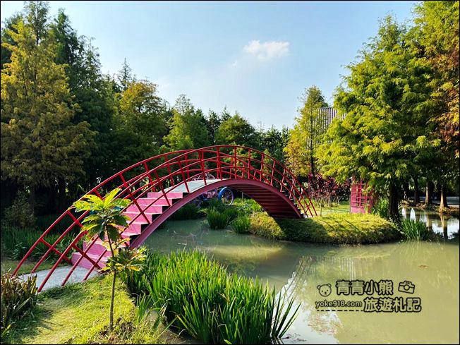 雲林景點》滿滿的粉紅泡泡，浪漫莊園拍照去~水上涼亭太放空 @青青小熊＊旅遊札記