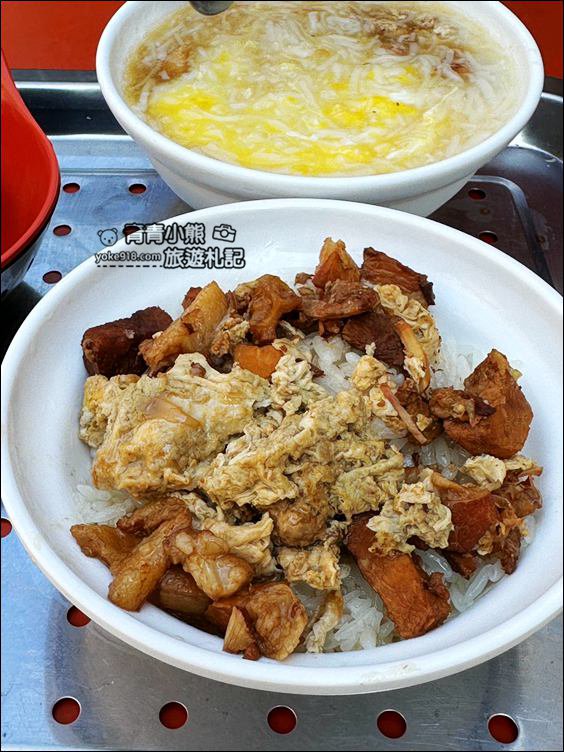 雲林北港特色早餐》人氣小吃老等油飯麵線糊，巷仔內的南部古早味 @青青小熊＊旅遊札記