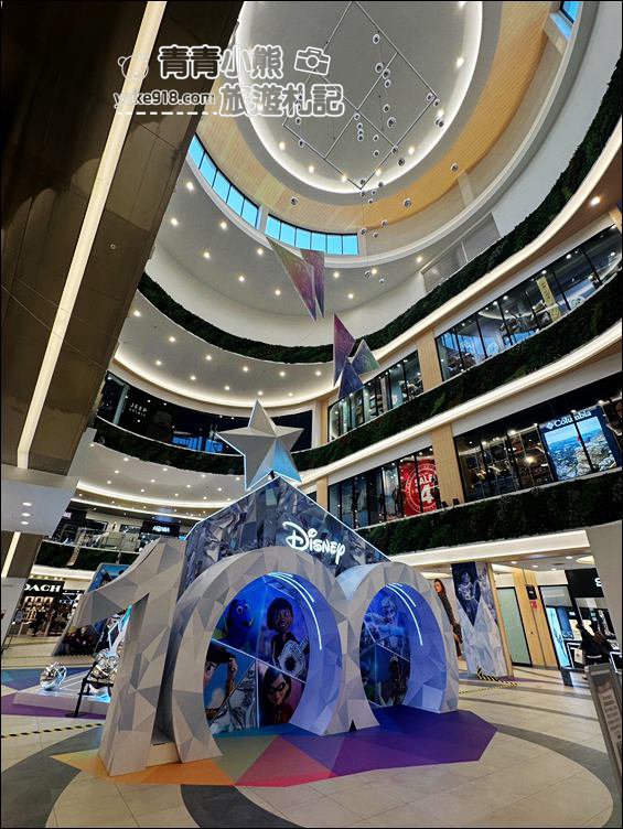 台南景點》三井OUTLET．迪士尼100週年陪你過聖誕~還有巨大米奇出沒 @青青小熊＊旅遊札記