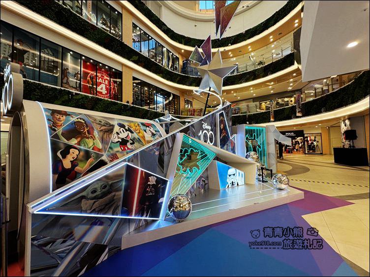 台南景點》三井OUTLET．迪士尼100週年陪你過聖誕~還有巨大米奇出沒 @青青小熊＊旅遊札記