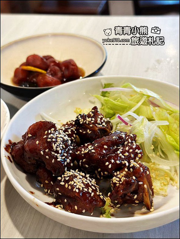 宜蘭頭城美食》屋台拉麵~可以擼貓的拉麵店,小菜多樣、拉麵也好吃 @青青小熊*旅遊札記 宜蘭頭城美食》屋台拉麵~可以擼貓的拉麵店,小菜多樣、拉麵也好吃 @青青小熊*旅遊札記