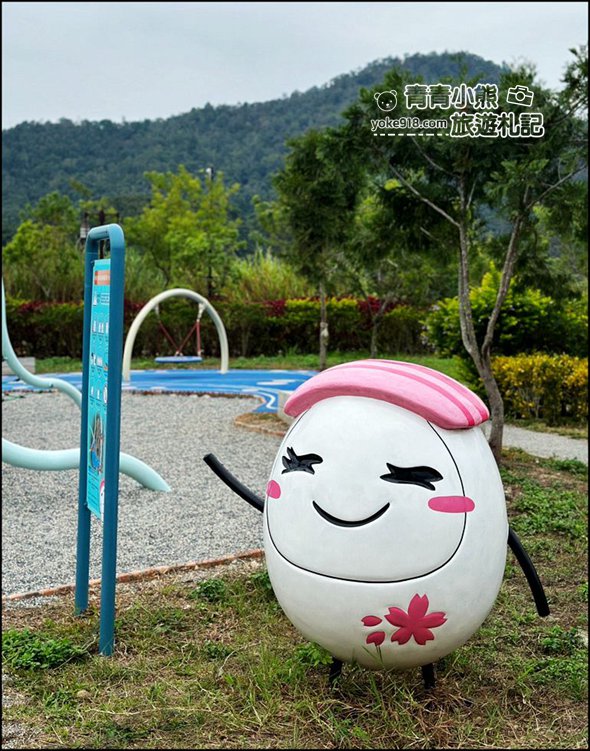 南投新景點》埔里福興溫泉區親子公園~小孩免費玩，大人可以暖暖泡泡腳 @青青小熊＊旅遊札記