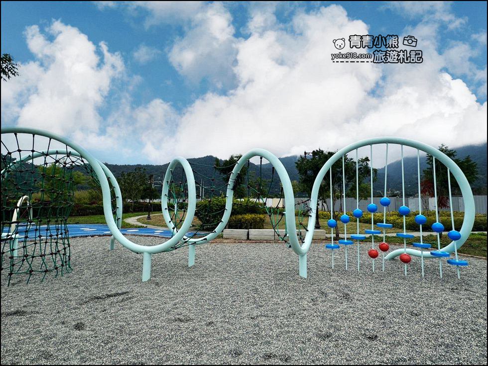 南投新景點》埔里福興溫泉區親子公園~小孩免費玩，大人可以暖暖泡泡腳 @青青小熊＊旅遊札記