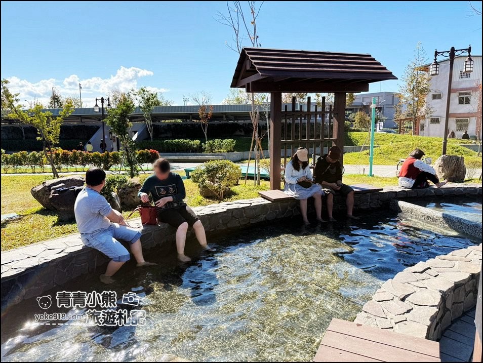 南投新景點》埔里福興溫泉區親子公園~小孩免費玩，大人可以暖暖泡泡腳 @青青小熊＊旅遊札記