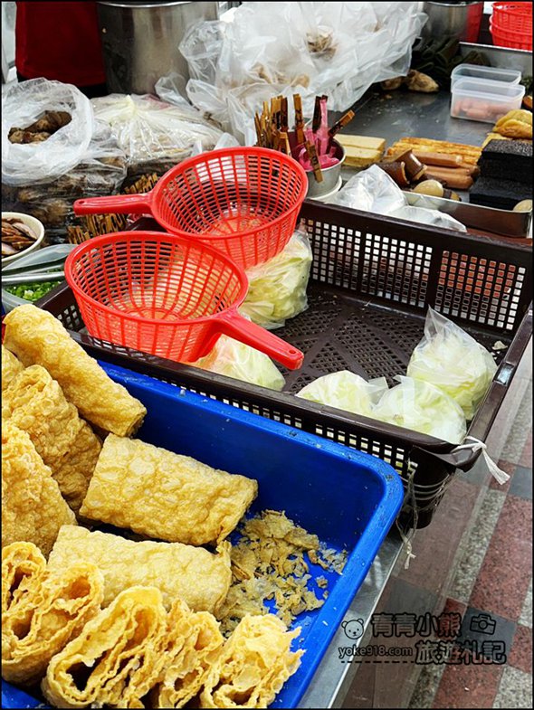 台中大甲美食》香噴噴的大甲廟口意麵,麵好吃鴨香飯也好讚~是大甲鎮瀾宮的銅板小吃美食 @青青小熊*旅遊札記 台中大甲美食》香噴噴的大甲廟口意麵,麵好吃鴨香飯也好讚~是大甲鎮瀾宮的銅板小吃美食 @青青小熊*旅遊札記