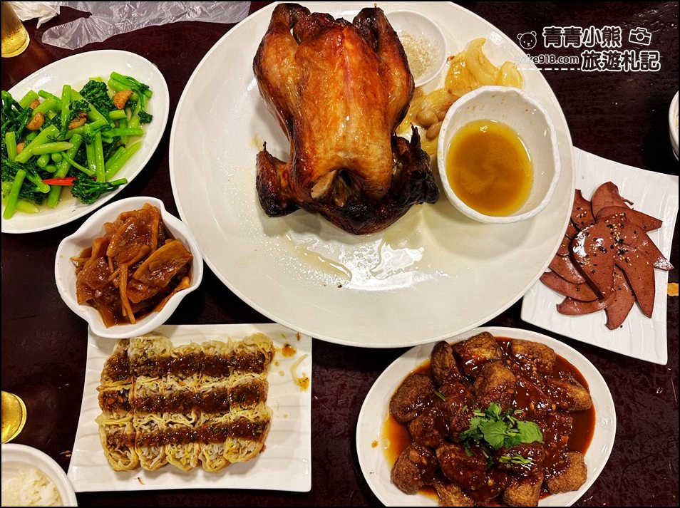 宜蘭美食》人氣強強滾的番割田甕缸雞~烤雞好香,涼菜熱炒也不錯 @青青小熊*旅遊札記 宜蘭美食》人氣強強滾的番割田甕缸雞~烤雞好香,涼菜熱炒也不錯 @青青小熊*旅遊札記