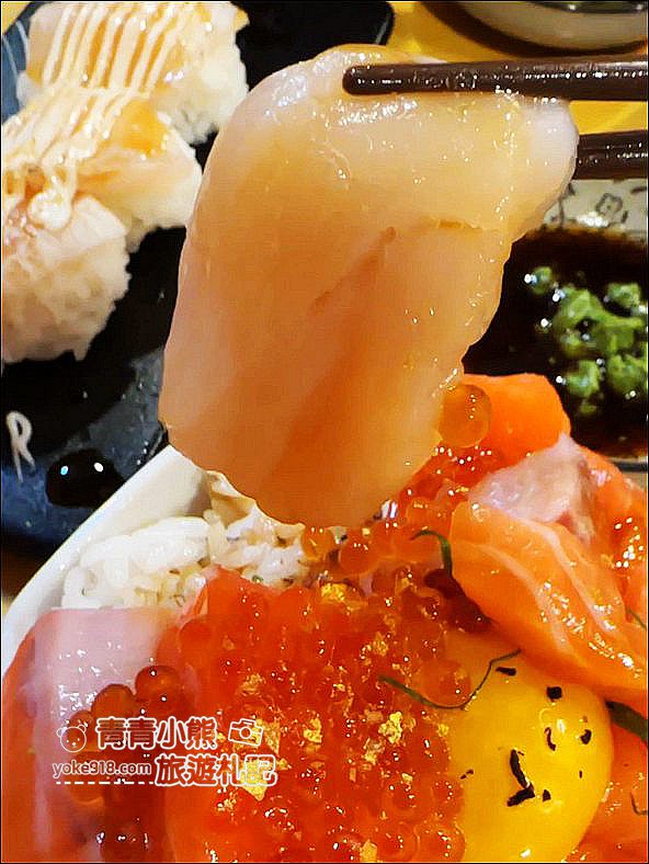 台中景點》信兵衛手作壽司丼飯專門店，超浮誇的海鮮丼飯~新鮮美味的滿滿海鮮 @青青小熊＊旅遊札記