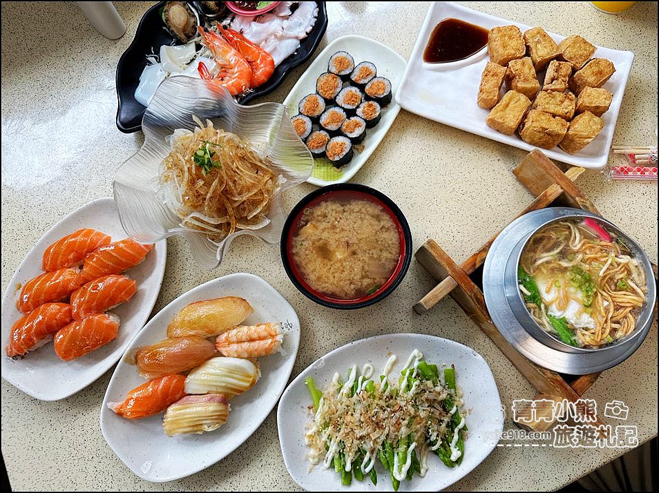 嘉義在地美食推薦》平價美味的體育館壽司，評價4.2分在地人也愛的日式美食 @青青小熊＊旅遊札記