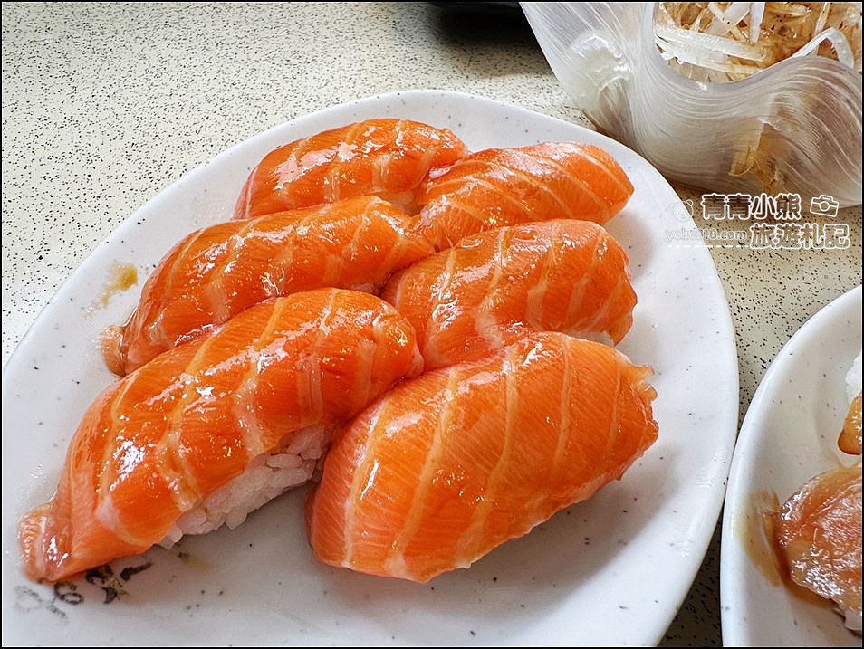 嘉義在地美食推薦》平價美味的體育館壽司，評價4.2分在地人也愛的日式美食 @青青小熊＊旅遊札記