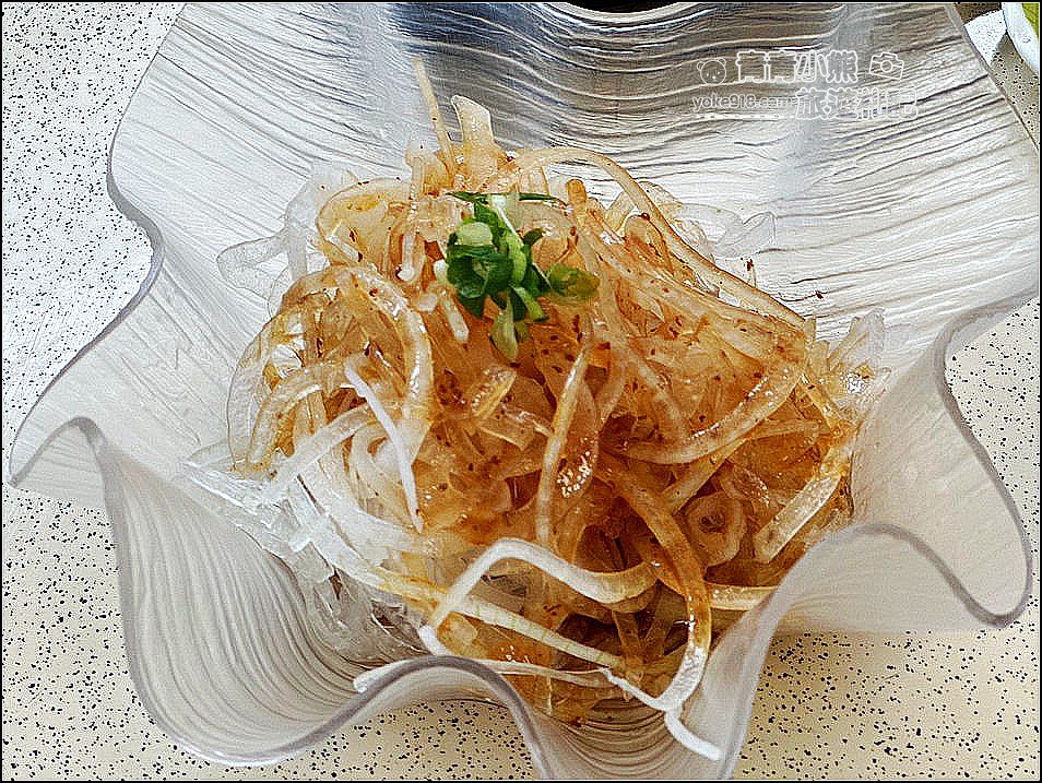 嘉義在地美食推薦》平價美味的體育館壽司，評價4.2分在地人也愛的日式美食 @青青小熊＊旅遊札記