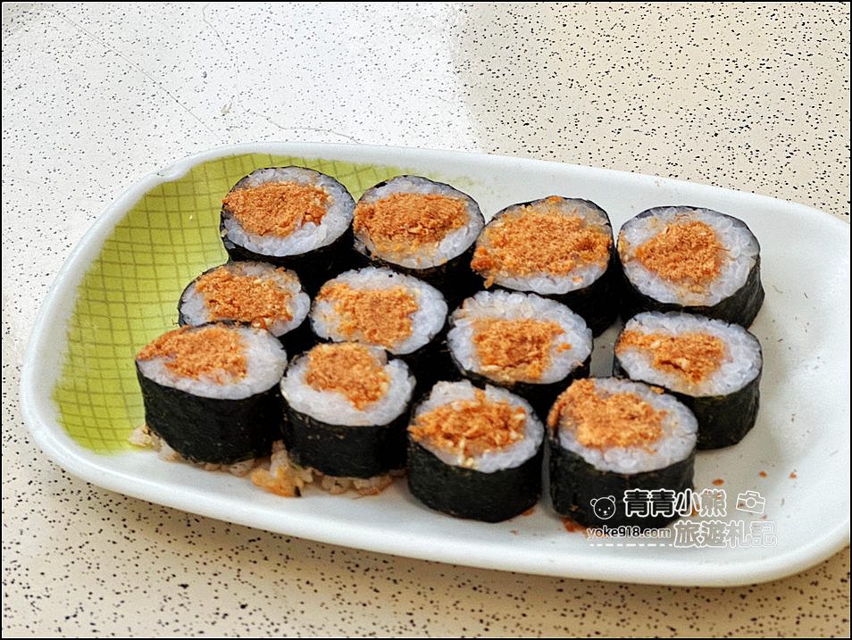 嘉義在地美食推薦》平價美味的體育館壽司，評價4.2分在地人也愛的日式美食 @青青小熊＊旅遊札記
