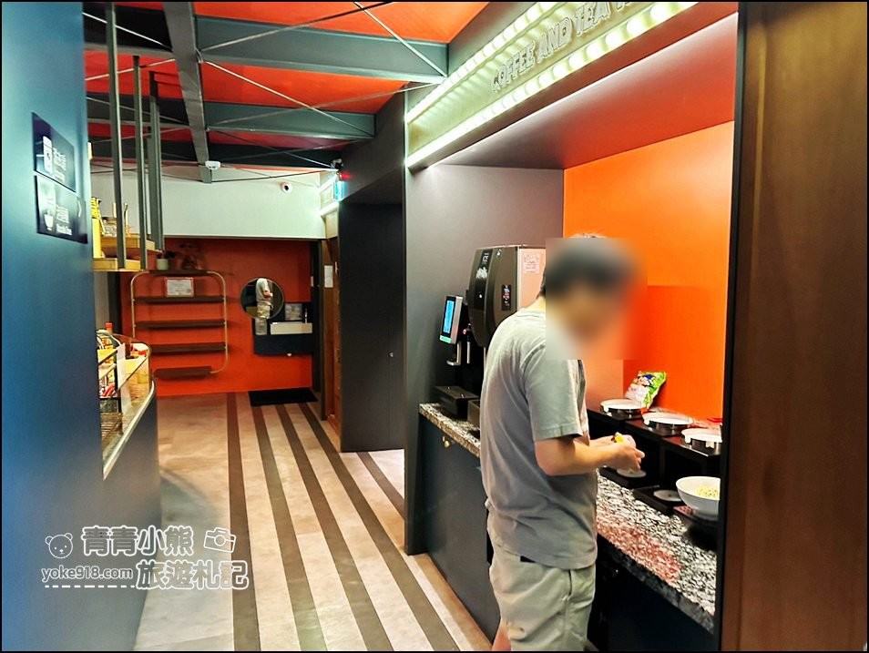 台中住宿優惠》悅樂旅店站前店設計感十足,還有宵夜免費吃~給人不一樣住宿體驗 @青青小熊*旅遊札記 台中住宿優惠》悅樂旅店站前店設計感十足,還有宵夜免費吃~給人不一樣住宿體驗 @青青小熊*旅遊札記