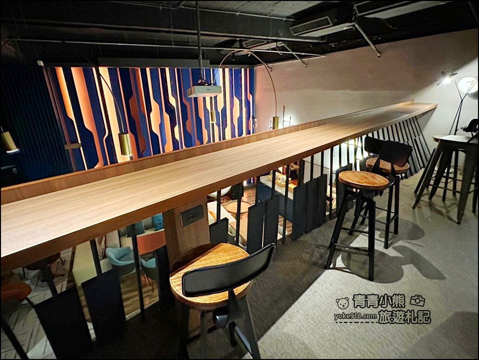 台中住宿優惠》悅樂旅店站前店設計感十足，還有宵夜免費吃~給人不一樣住宿體驗 @青青小熊＊旅遊札記
