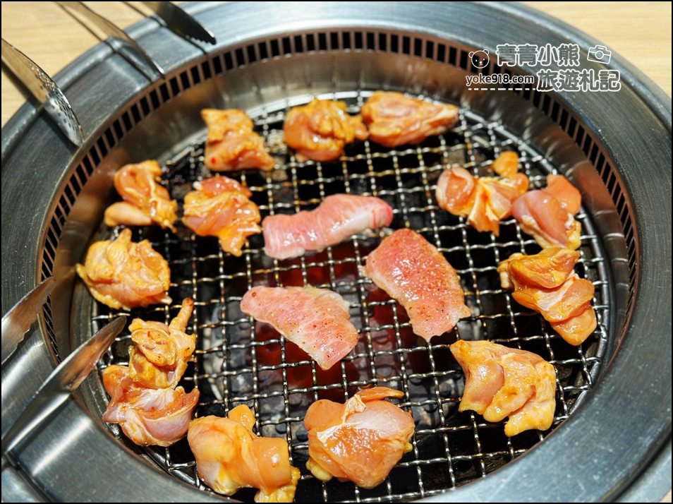 台中美食》台中老井燒肉崇德店~菜色豐富,肉質佳服務到位,難怪下午也人潮滿滿 @青青小熊*旅遊札記 台中美食》台中老井燒肉崇德店~菜色豐富,肉質佳服務到位,難怪下午也人潮滿滿 @青青小熊*旅遊札記