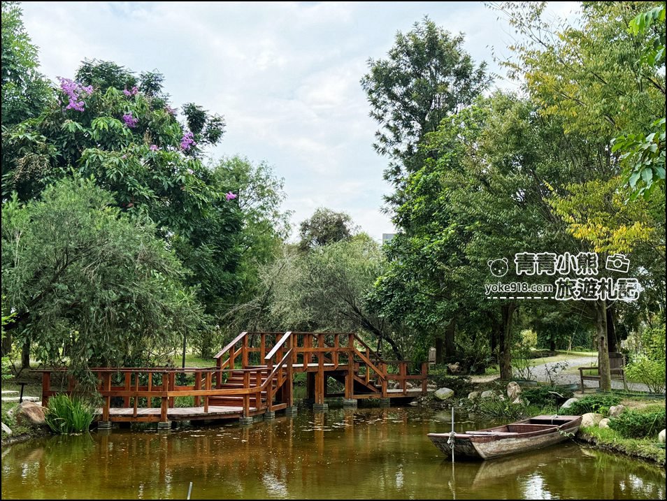 台南景點》雅聞湖濱療癒森林玫瑰花季,玫瑰盛開好漂亮~還有好可愛的歐式小屋超好拍。 @青青小熊*旅遊札記 台南景點》雅聞湖濱療癒森林玫瑰花季,玫瑰盛開好漂亮~還有好可愛的歐式小屋超好拍。 @青青小熊*旅遊札記