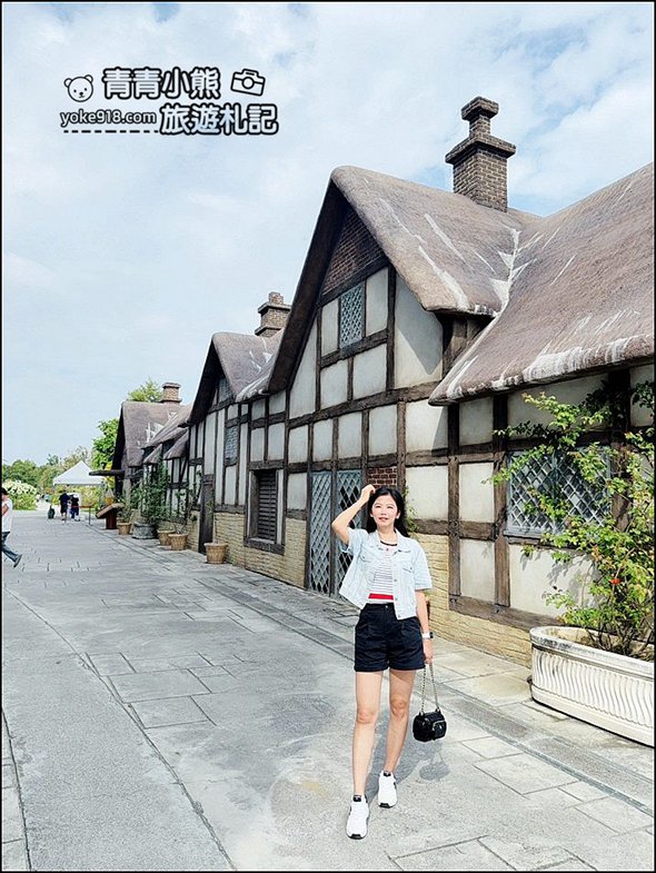 台南景點》雅聞湖濱療癒森林玫瑰花季，玫瑰盛開好漂亮~還有好可愛的歐式小屋超好拍。 @青青小熊＊旅遊札記
