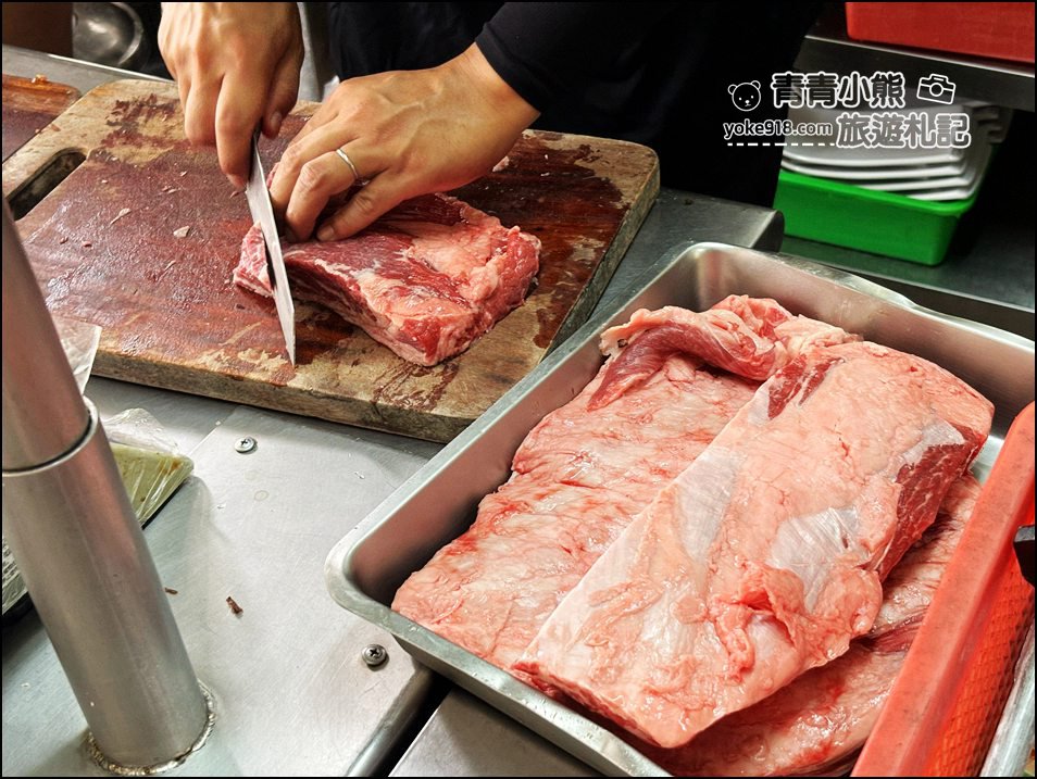 嘉義美食推薦》新港福玉牛肉湯,湯鮮味美.肉質新鮮~在地人也推薦 @青青小熊*旅遊札記 嘉義美食推薦》新港福玉牛肉湯,湯鮮味美.肉質新鮮~在地人也推薦 @青青小熊*旅遊札記