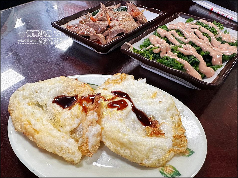 嘉義美食》阿宏師火雞肉飯，火雞肉軟嫩.油蔥超香~一碗不夠老闆再來一碗 @青青小熊＊旅遊札記