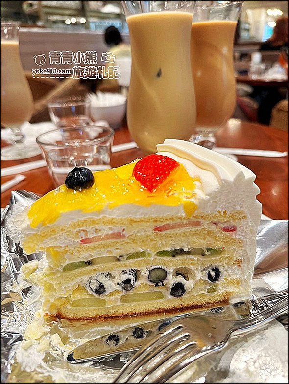 日本必吃甜點》HARBS蛋糕名古屋總店~尤其冬天的草莓蛋糕超好吃，義大利麵也很讚 @青青小熊＊旅遊札記