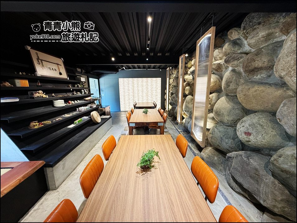 苗栗卓蘭景點》C3咖啡~庭園造景、各種盆栽,還有日式塌塌米的座位區充滿悠閒自在的空間 @青青小熊*旅遊札記 苗栗卓蘭景點》C3咖啡~庭園造景、各種盆栽,還有日式塌塌米的座位區充滿悠閒自在的空間 @青青小熊*旅遊札記
