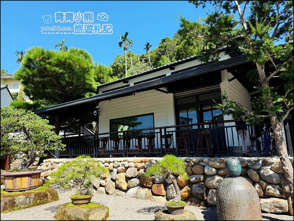 苗栗卓蘭景點》C3咖啡~庭園造景、各種盆栽,還有日式塌塌米的座位區充滿悠閒自在的空間 @青青小熊*旅遊札記 苗栗卓蘭景點》C3咖啡~庭園造景、各種盆栽,還有日式塌塌米的座位區充滿悠閒自在的空間 @青青小熊*旅遊札記
