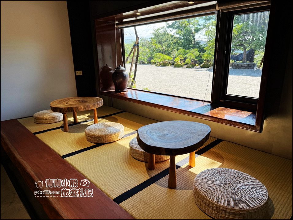 苗栗卓蘭景點》C3咖啡~庭園造景、各種盆栽,還有日式塌塌米的座位區充滿悠閒自在的空間 @青青小熊*旅遊札記 苗栗卓蘭景點》C3咖啡~庭園造景、各種盆栽,還有日式塌塌米的座位區充滿悠閒自在的空間 @青青小熊*旅遊札記