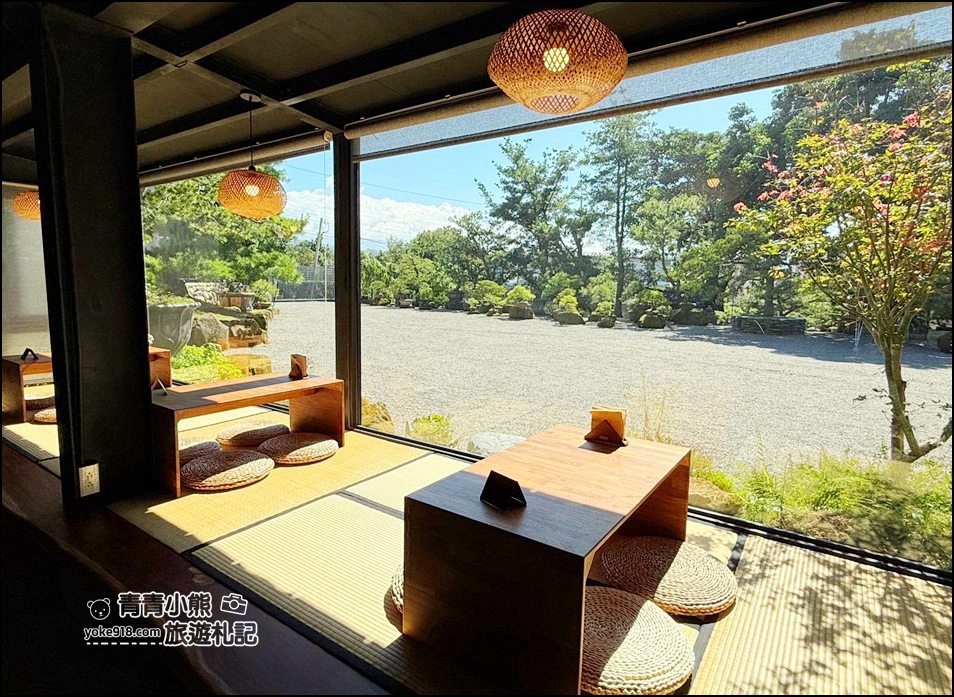 苗栗卓蘭景點》C3咖啡~庭園造景、各種盆栽,還有日式塌塌米的座位區充滿悠閒自在的空間 @青青小熊*旅遊札記 苗栗卓蘭景點》C3咖啡~庭園造景、各種盆栽,還有日式塌塌米的座位區充滿悠閒自在的空間 @青青小熊*旅遊札記